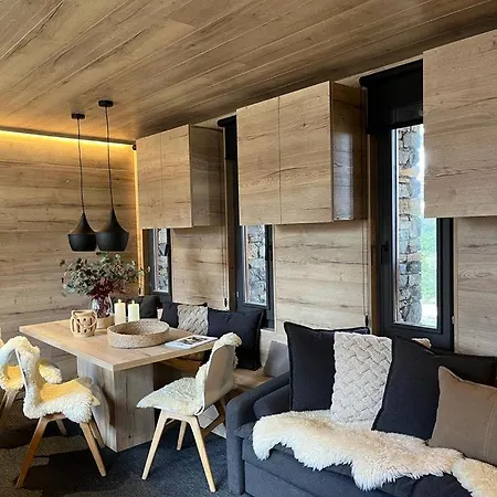 Refugio En El Bosque Apartment La Molina (Girona)